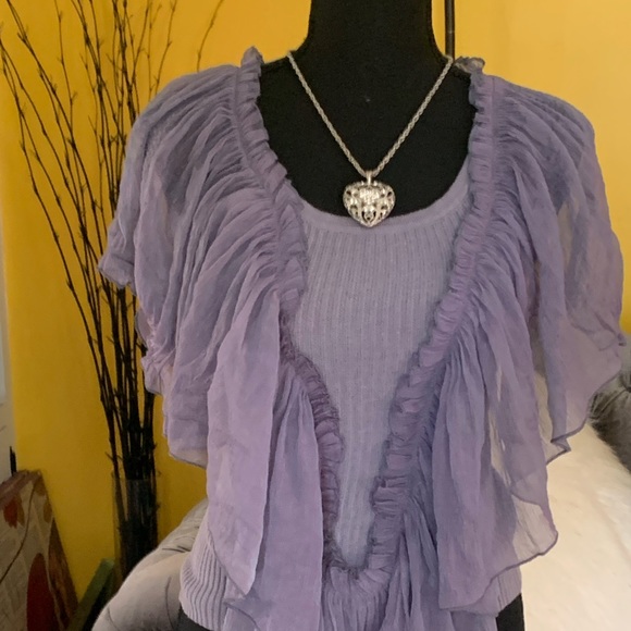 Beautiful purple ruffled and ribbed shirt - Picture 2 of 7